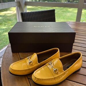 Gucci Bumblebee Loafers with Box